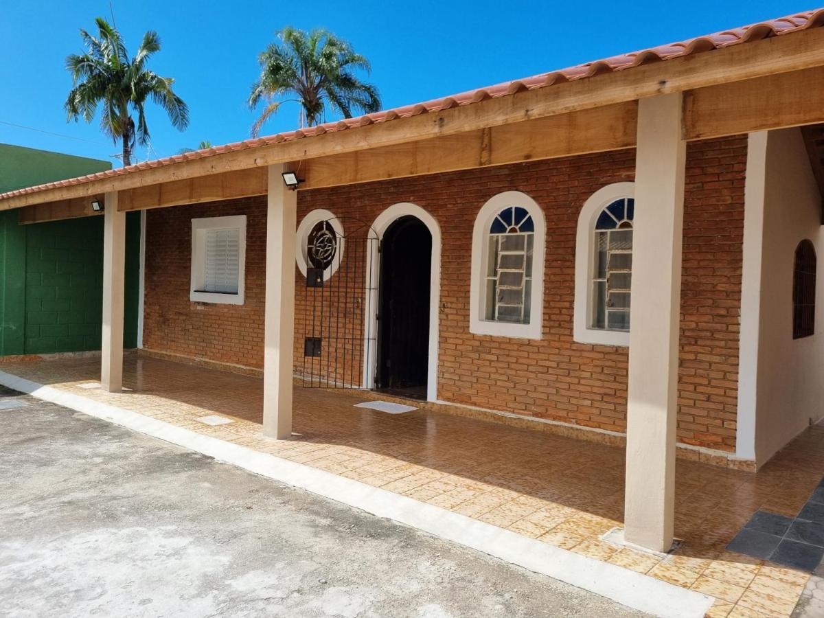 Confortavel Casa Com Piscina E Churrasqueira A 100M Da Praia كاراغواتاتوبا المظهر الخارجي الصورة