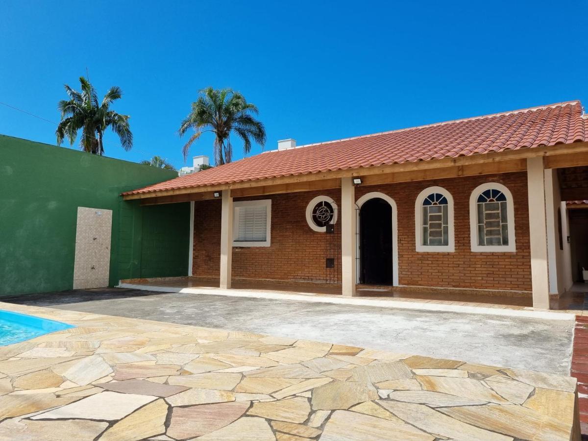 Confortavel Casa Com Piscina E Churrasqueira A 100M Da Praia كاراغواتاتوبا المظهر الخارجي الصورة